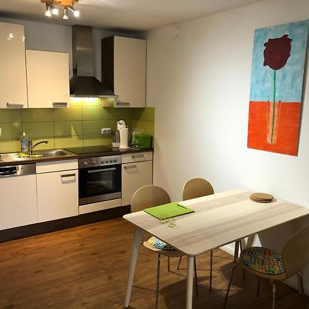 Fuer Aktive Reisende Mein Aparthotel Ochsenfurt Mit Terrasse, Ideal For Long Stay, Relocation Exterior foto